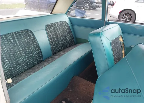 1961 Mercury Montego z USA, uszkodzony, nr VIN 1H11S900697